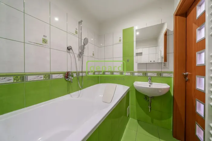 Prodej bytu 2+1, Sokolov, Heyrovského, 50 m2