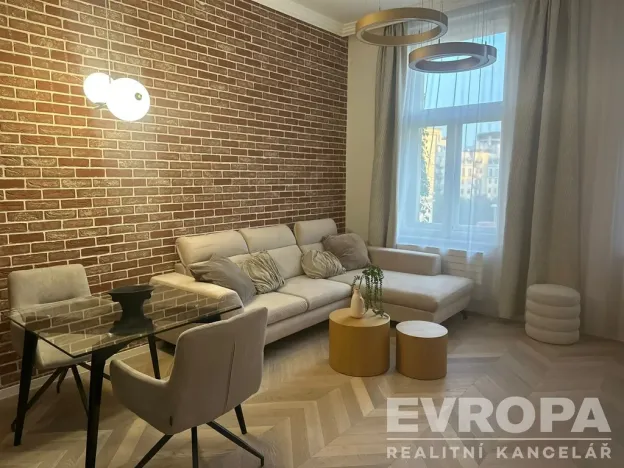 Pronájem bytu 2+kk, Praha - Vinohrady, U Zvonařky, 55 m2