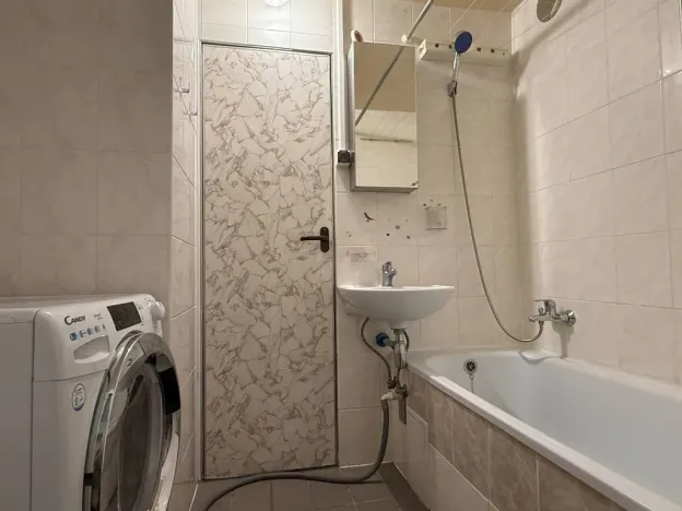 Prodej bytu 3+1, Praha - Prosek, Novoborská, 53 m2
