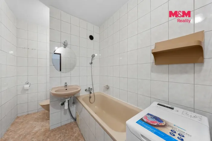 Pronájem bytu 2+kk, Ústí nad Labem, Obvodová, 46 m2
