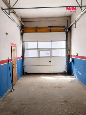 Pronájem obchodního prostoru, Hradec Králové, Panelová, 190 m2