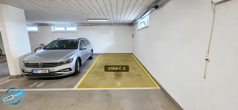 Pronájem garážového stání, Prostějov, Krasická, 13 m2