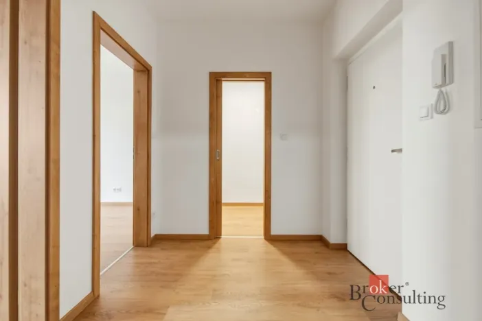 Pronájem bytu 2+kk, Pardubice - Ohrazenice, U Sportovní školy, 50 m2