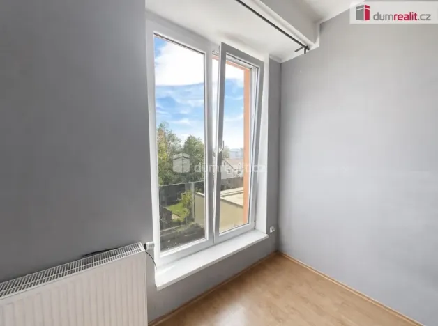 Pronájem bytu 3+kk, Chlumec, Holubova, 100 m2
