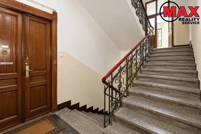 Prodej bytu 2+1, Praha - Smíchov, U Santošky, 70 m2