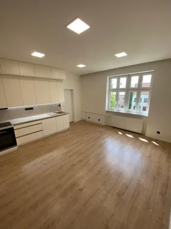 Prodej bytu 3+1, Zlín, Tyršova, 76 m2