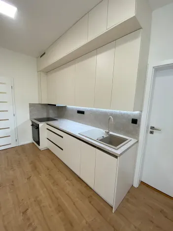 Prodej bytu 3+1, Zlín, Tyršova, 76 m2