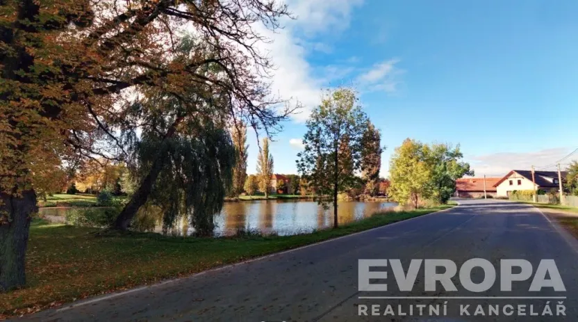 Prodej pozemku pro bydlení, Dlouhá Lhota, 1300 m2