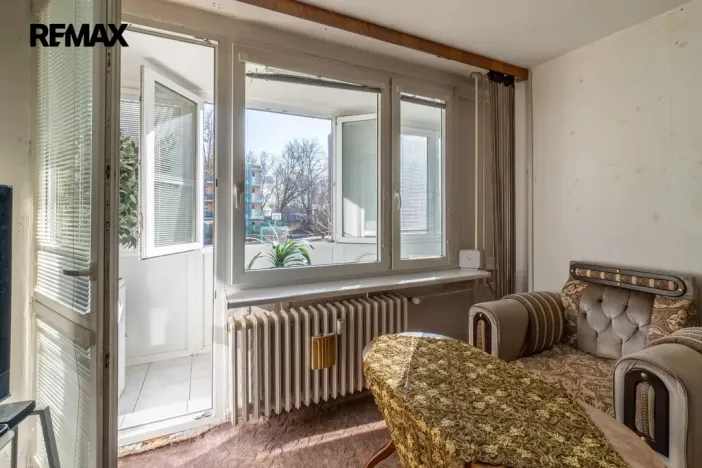 Prodej bytu 3+1, Jesenice, V Lázních, 72 m2