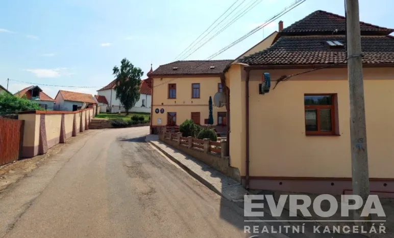Prodej pozemku pro bydlení, Veliš, 1400 m2