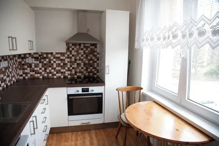 Pronájem bytu 2+1, Týnec nad Sázavou, Družstevní, 50 m2