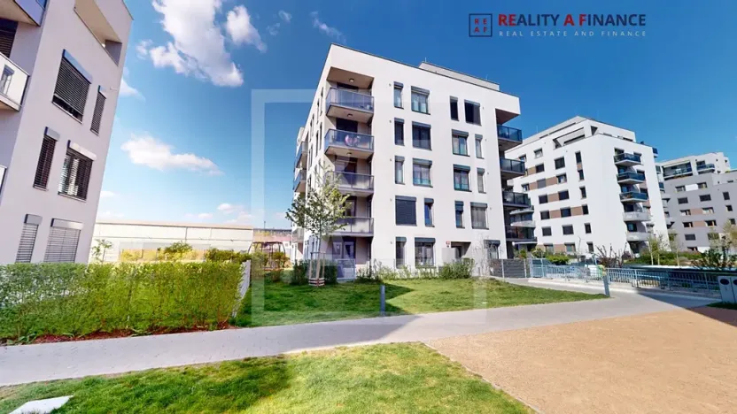 Prodej bytu 3+kk, Praha - Hloubětín, Waltariho, 80 m2