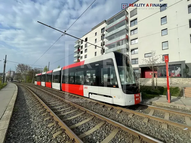 Prodej bytu 3+kk, Praha - Hloubětín, Waltariho, 80 m2