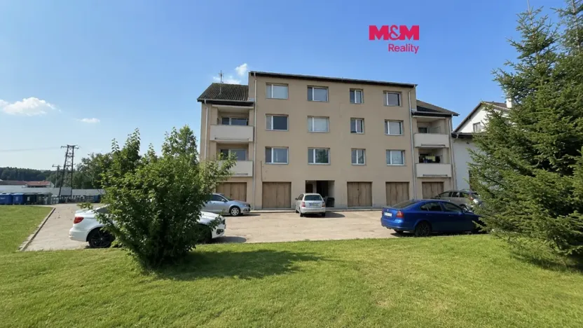 Prodej bytu 3+1, Dobev - Stará Dobev, 73 m2