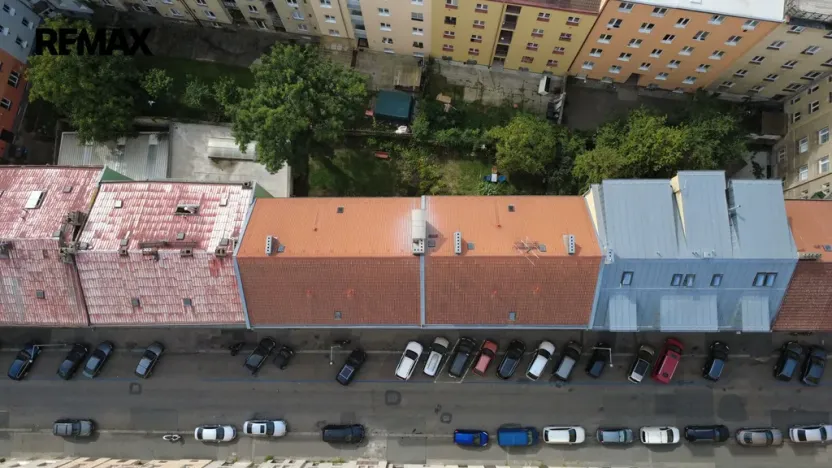 Pronájem bytu 2+kk, Praha - Libeň, V zahradách, 48 m2
