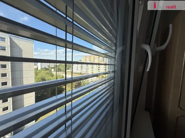 Pronájem bytu 2+kk, Ústí nad Labem - Severní Terasa, Šrámkova, 40 m2