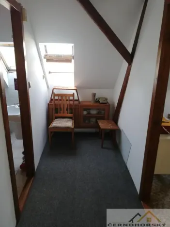 Prodej rodinného domu, Pochvalov, 250 m2