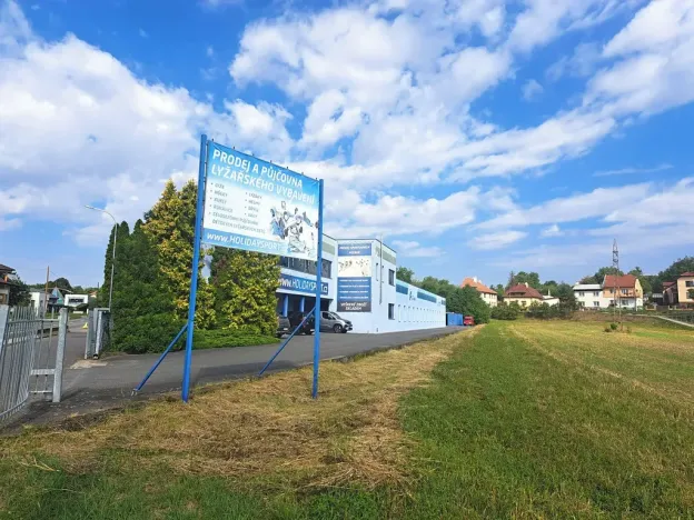 Pronájem výrobních prostor, Tečovice, 706 m2