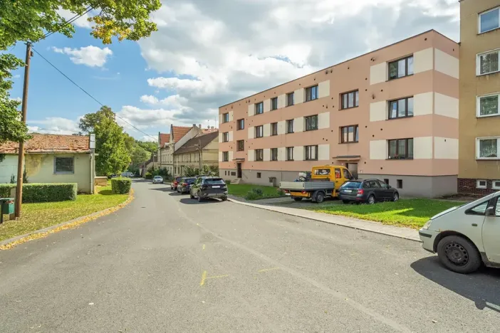Prodej bytu 3+1, Hředle, 75 m2