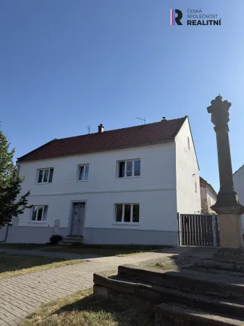 Pronájem bytu 3+kk, Vroutek, Kryrská, 96 m2