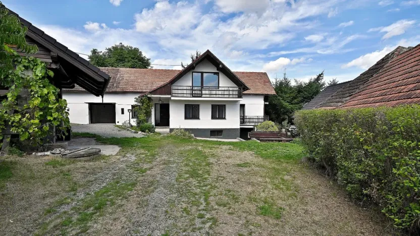 Prodej rodinného domu, Milešov, 250 m2