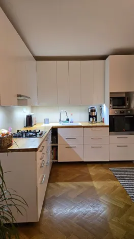 Pronájem bytu 2+kk, Praha - Holešovice, Ortenovo náměstí, 58 m2