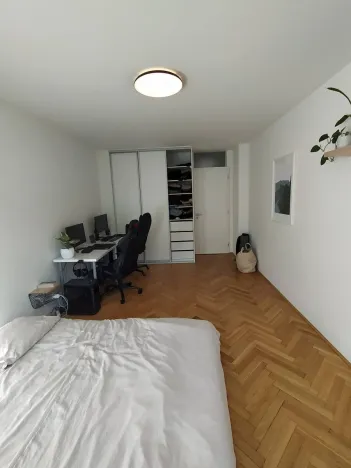 Pronájem bytu 2+kk, Praha - Holešovice, Ortenovo náměstí, 58 m2