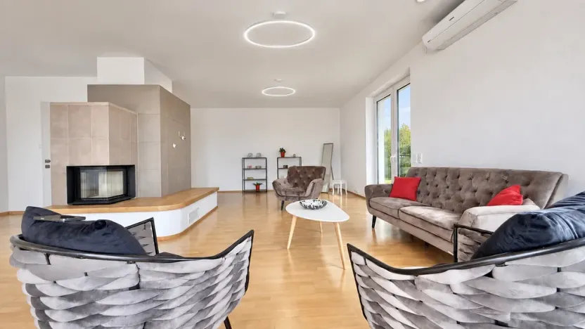 Prodej vily, Pohořelice - Nová Ves, 408 m2