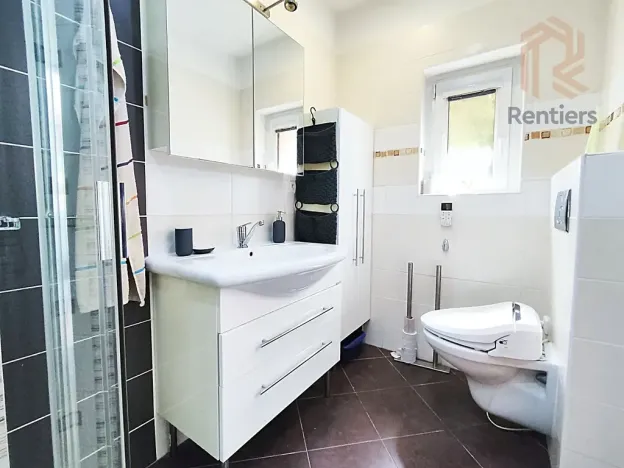 Pronájem rodinného domu, Praha - Kyje, Hejtmanská, 153 m2