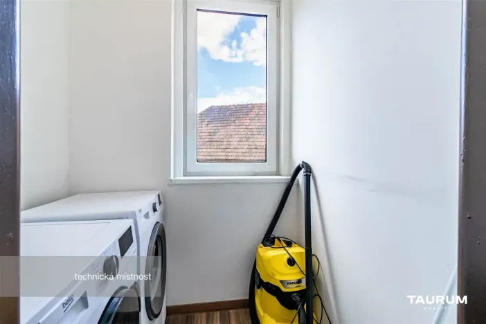 Prodej rodinného domu, Všepadly, 218 m2