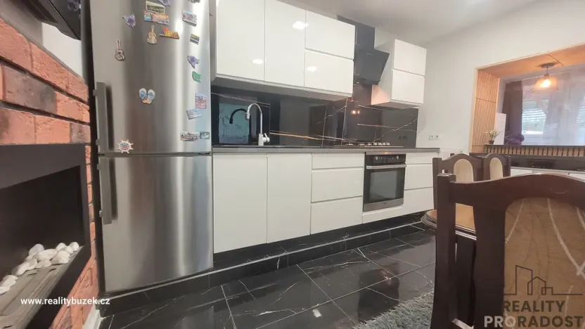 Prodej vícegeneračního domu, Obědkovice, 230 m2