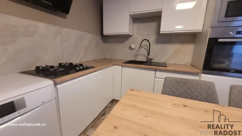Prodej vícegeneračního domu, Obědkovice, 230 m2