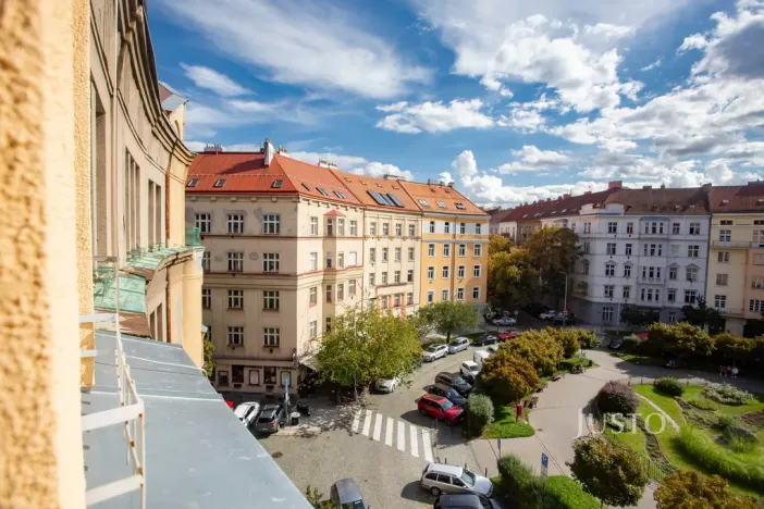 Pronájem bytu 2+1, Praha - Žižkov, Škroupovo náměstí, 78 m2