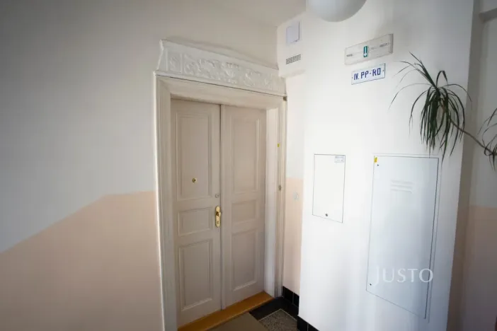 Pronájem bytu 2+1, Praha - Žižkov, Škroupovo náměstí, 78 m2