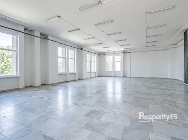 Prodej obchodního prostoru, Český Těšín, Kysucká, 1500 m2