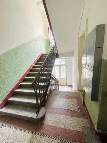 Prodej bytu 2+1, Karlovy Vary, Jaltská, 51 m2