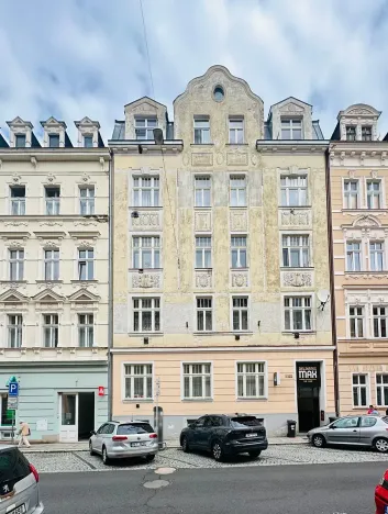 Prodej bytu 2+1, Karlovy Vary, Jaltská, 51 m2