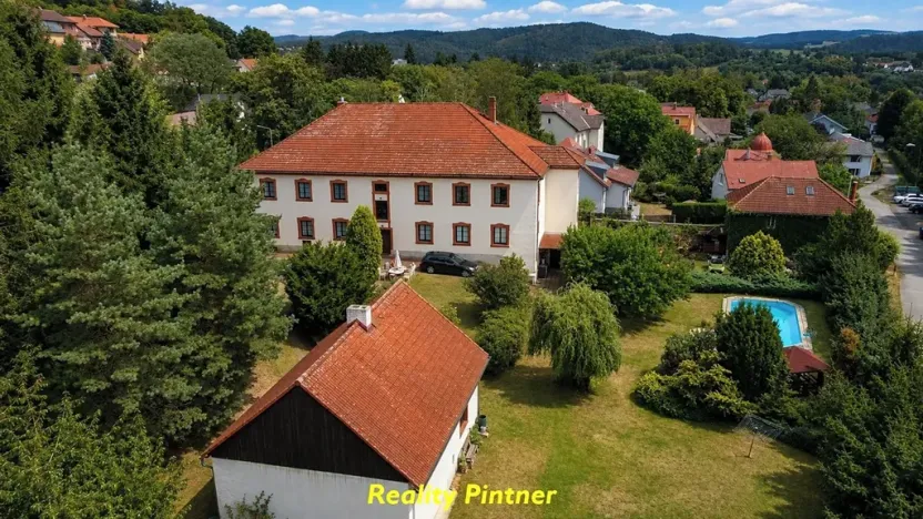 Prodej vícegeneračního domu, Slapy, 604 m2