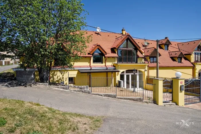 Prodej činžovního domu, Černolice, Ke dvoru, 375 m2