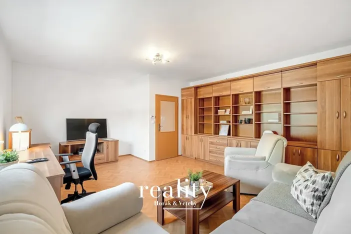 Prodej bytu 2+1, Znojmo, náměstí Svobody, 76 m2