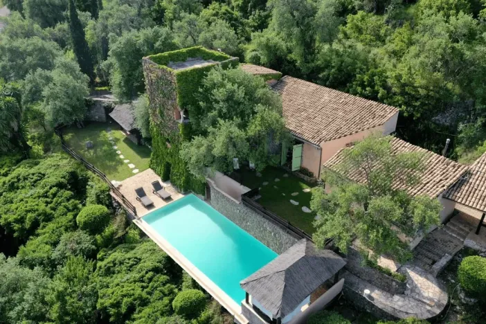 Prodej domu, Korfu, Jónské Ostrovy, Řecko, 296 m2