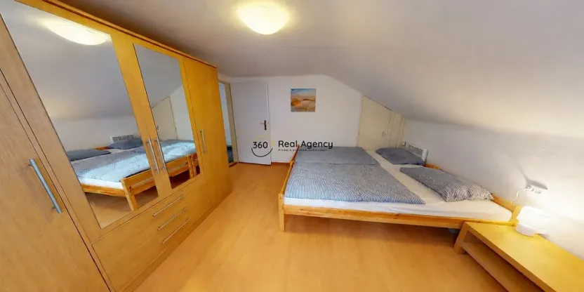 Pronájem chaty, Jevany, Ve Smrčinách, 85 m2