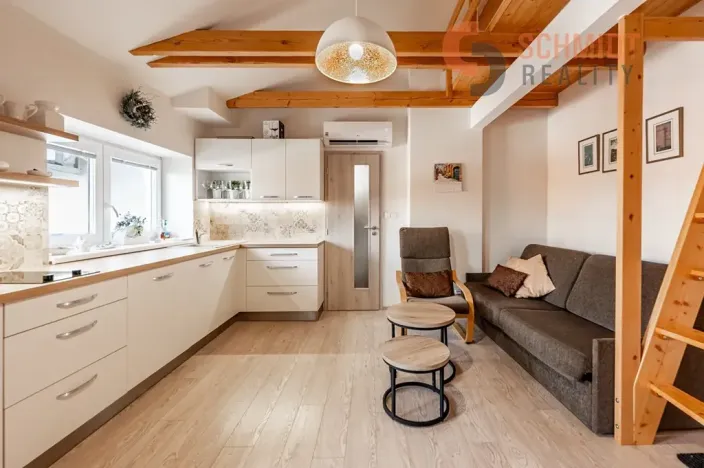Prodej bytu 1+kk, Mikulov, Koněvova, 16 m2