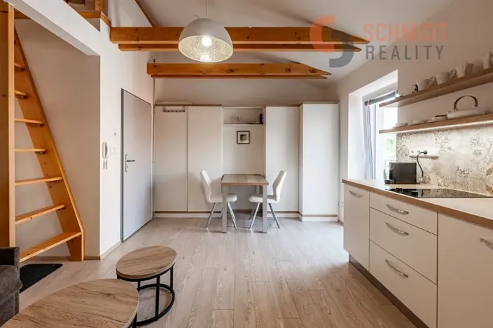Prodej bytu 1+kk, Mikulov, Koněvova, 16 m2
