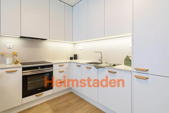 Pronájem bytu 2+kk, Praha - Holešovice, Vrbenského, 55 m2