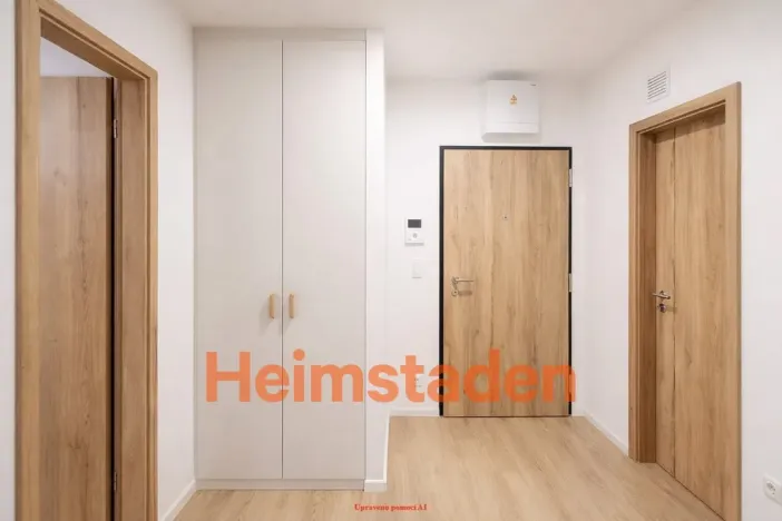 Pronájem bytu 2+kk, Praha - Holešovice, Vrbenského, 55 m2