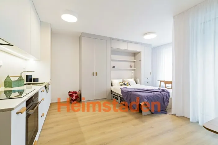 Pronájem bytu 1+kk, Praha - Holešovice, Vrbenského, 36 m2