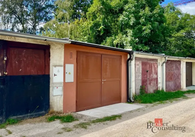 Pronájem garáže, České Budějovice - České Budějovice 3, J. Plachty, 17 m2