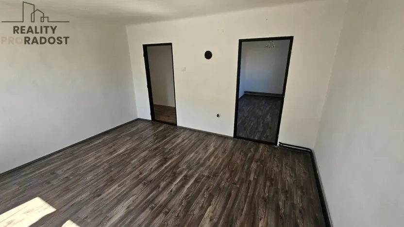 Pronájem bytu 3+1, Modlany - Suché, 68 m2