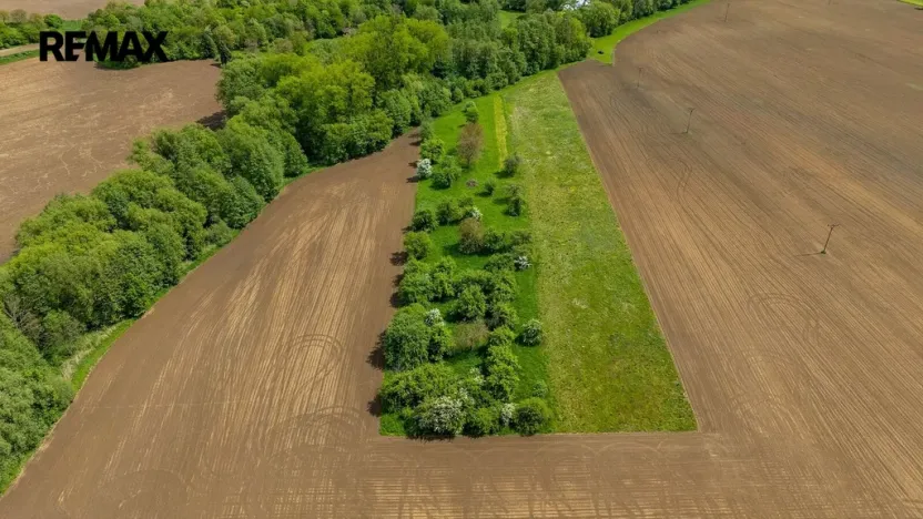 Prodej zahrady, Železnice, 448 m2
